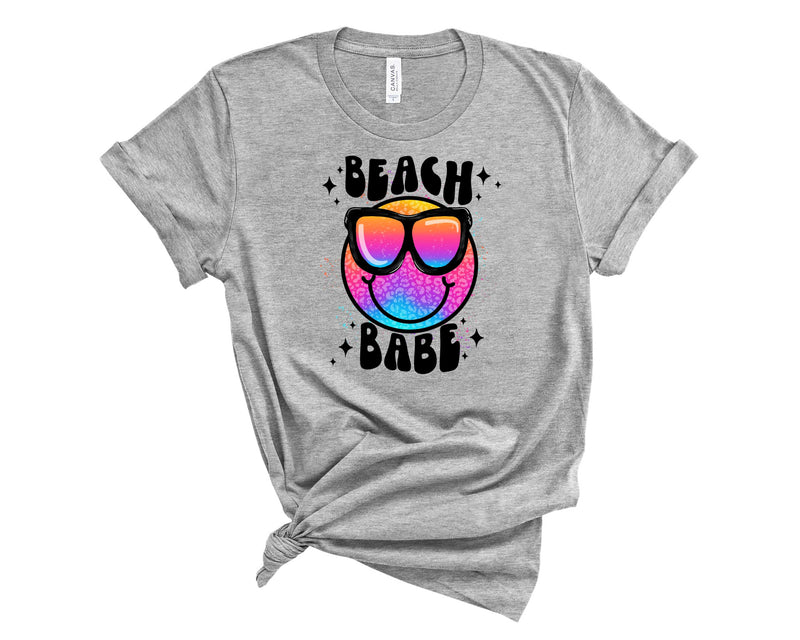 Beach Babe Smiley - Graphic Tee