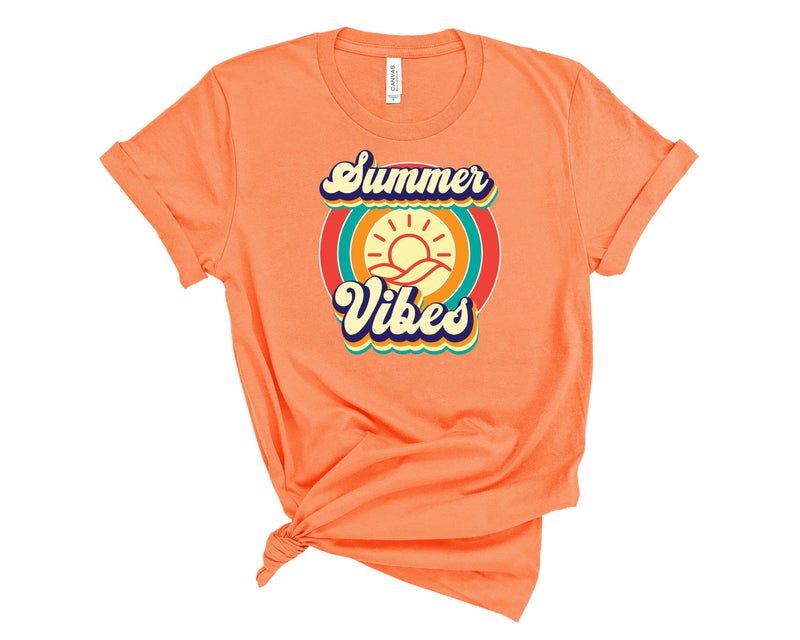 Summer Vibes Vintage - Graphic Tee